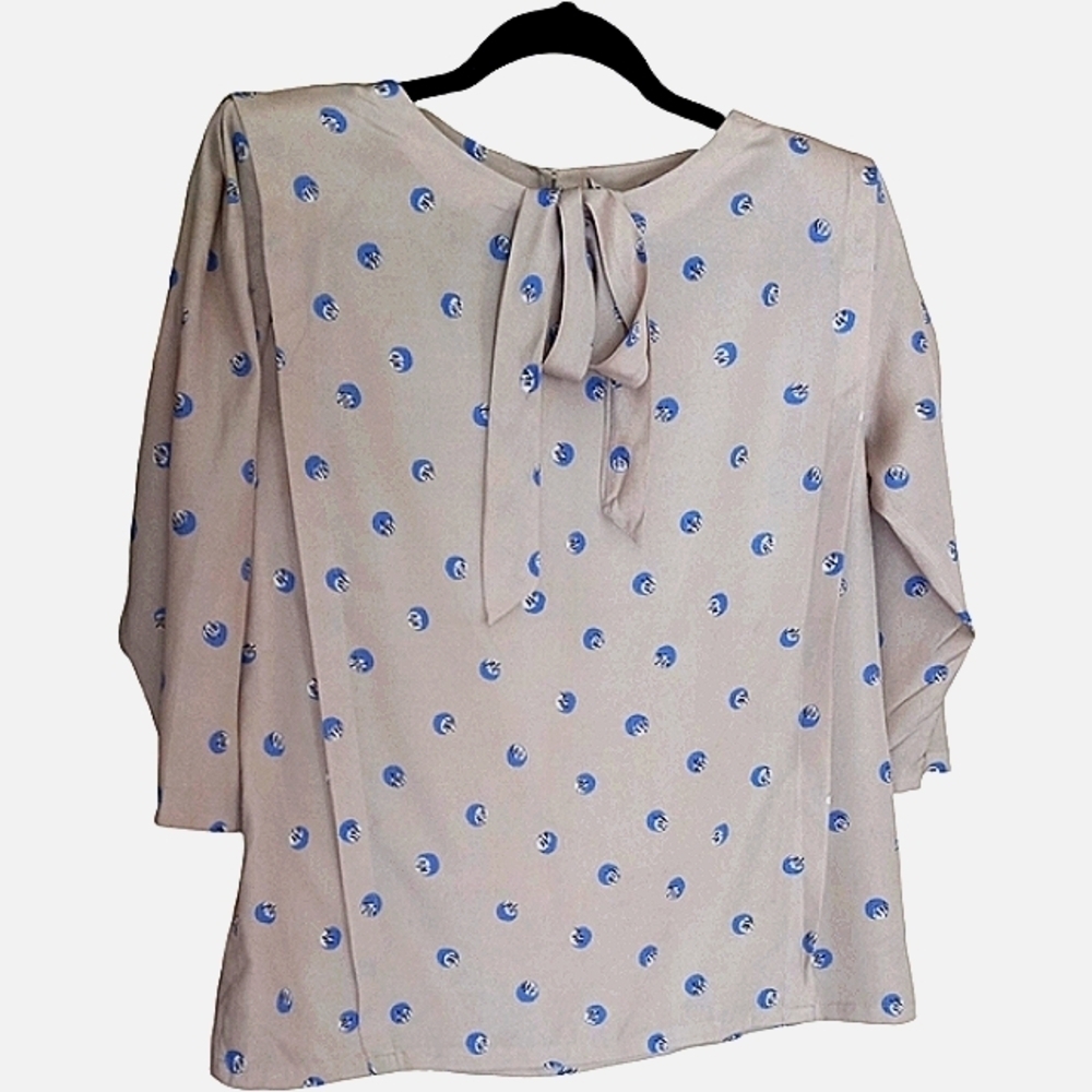 *1970s* VINTAGE Office Secretary  BLOUSE Neck line bow. 1/2 Sleeves